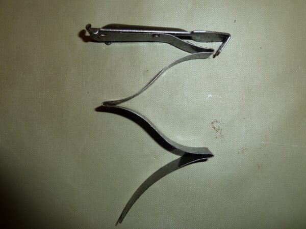 LEE ENFIELD NO4 MAGAZINE FOLLOWER AND SPRING (E41)