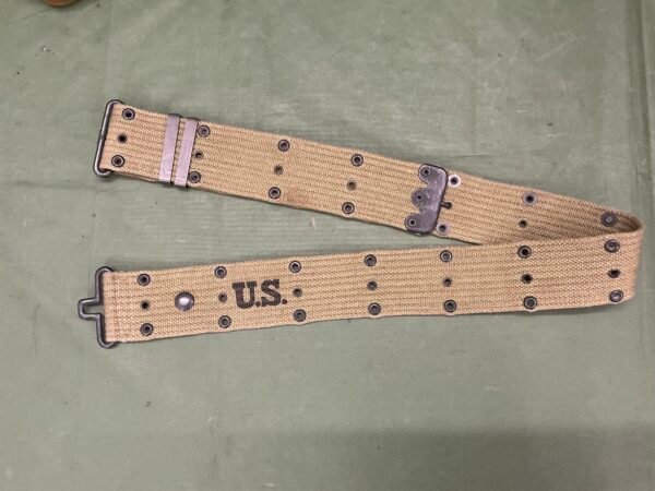 ORIGINAL WW2 AMERICAN PISTOL BELT (WSA4)