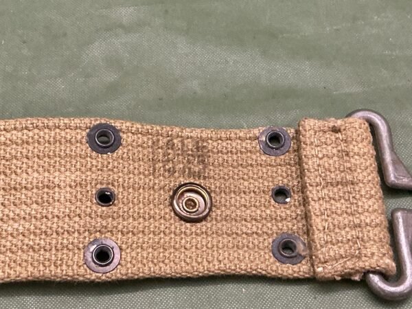 ORIGINAL WW2 AMERICAN PISTOL BELT (WSA4) - Image 2