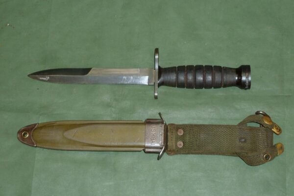 AMERICAN M1 CARBINE BAYONET (B1975)