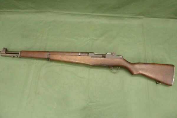 DEACTIVATED AMERICAN M1 GARAND RIFLE (4002) - Image 2