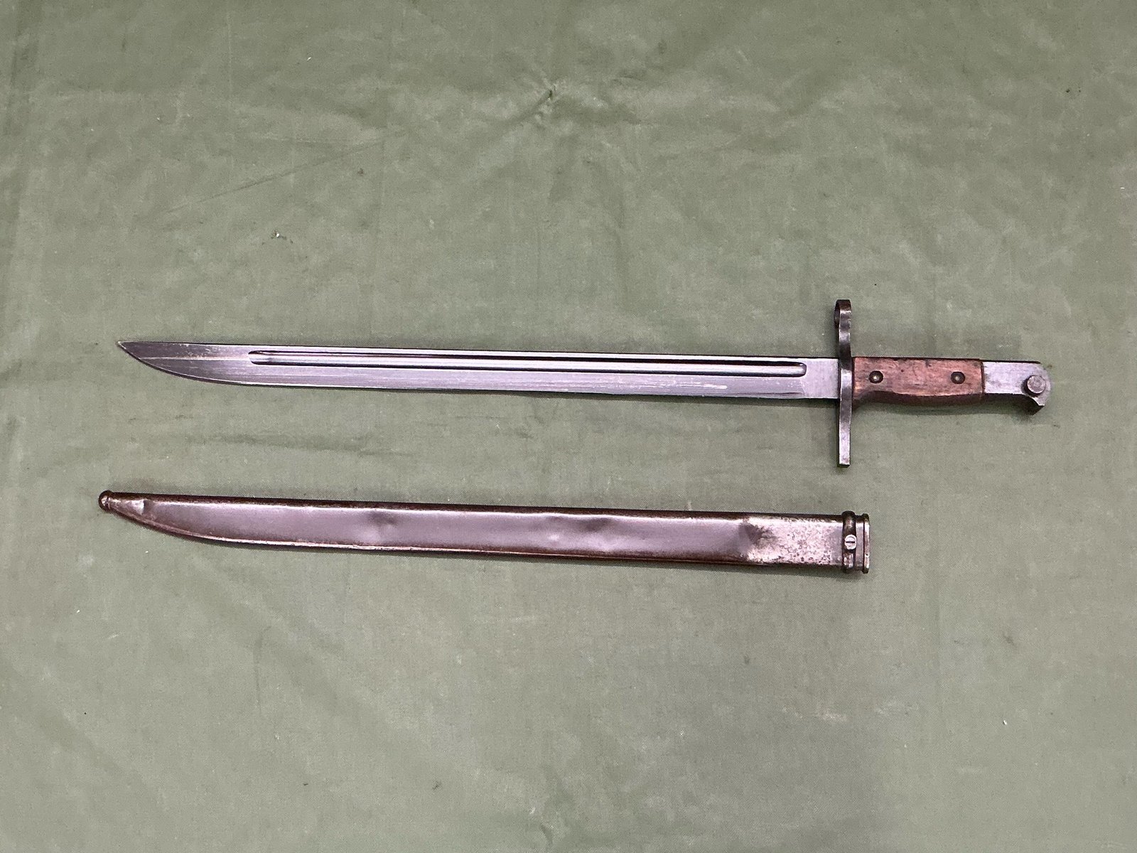 WW2 JAPANESE ARISAKA BAYONET (B2444)