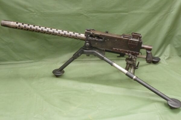 DEACTIVATED WW2 AMERICAN BROWNING 1919A4 MACHINE GUN (DM6)
