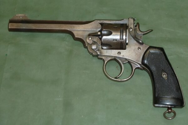DEACTIVATED WW1 WEBLEY MK6 REVOLVER (4336)