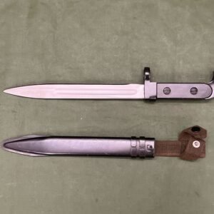 EAST GERMAN FIRST PATTERN AK BAYONET (B2761)