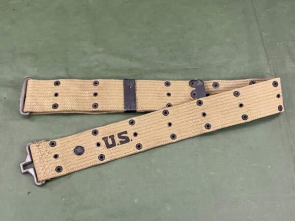 ORIGINAL WW2 AMERICAN PISTOL BELT (WSA4)
