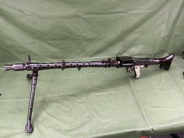 DEACTIVATED WW2 GERMAN MG34 MACHINE GUN (DM11) - Image 2