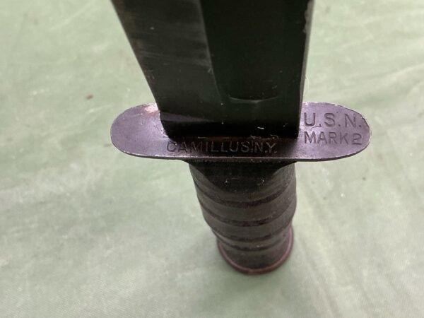WW2 US NAVY KA-BAR KNIFE (B2416) - Image 5