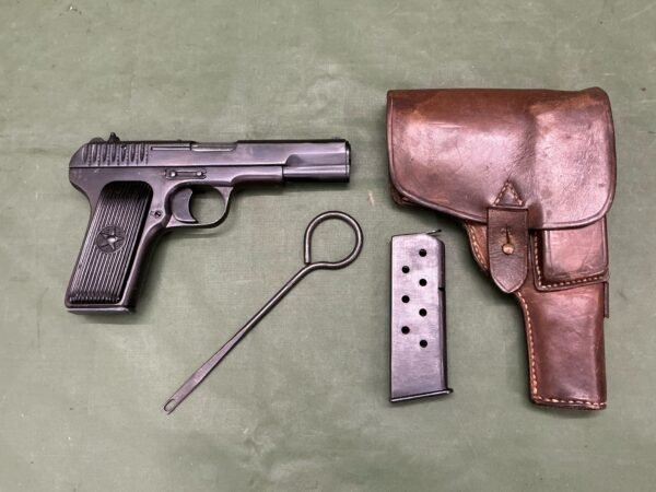 DEACTIVATED WW2 RUSSIAN TT33 PISTOL MATCHING (4496) - Image 2