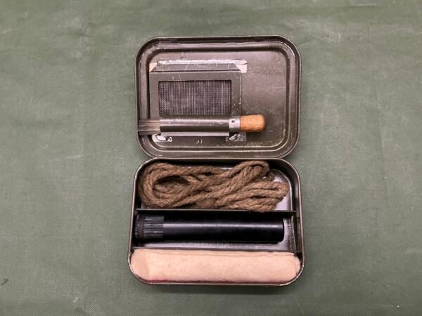 LEE ENFIELD NO4 CLEANING KIT IN KIT (C45)