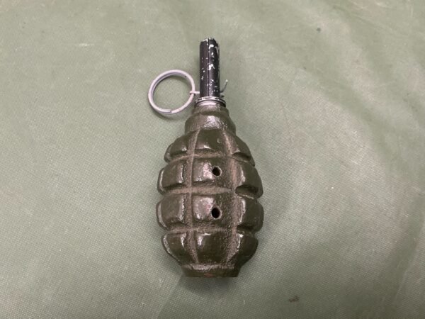 F1 CUTAWAY GRENADE (B42) - Image 2