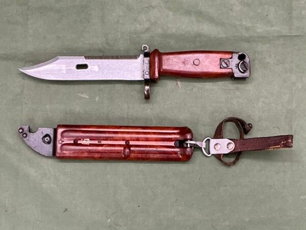 RUSSIAN AK47 BAYONET BY TULA (B2460) - Image 2