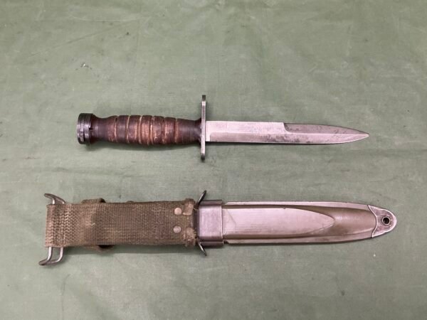 M1 CARBINE BAYONET BY PAL (B1981) - Image 2