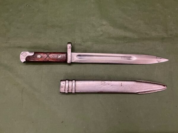 WW2 RUSSIAN TOKAREV SVT BAYONET (B2229) - Image 2