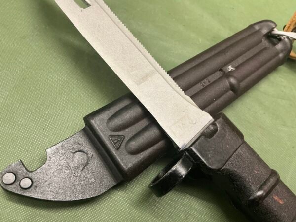RUSSIAN AK74 BAYONET (B2541) - Image 3