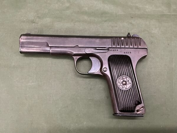 DEACTIVATED RUSSIAN TOKAREV TT-30 PISTOL (4605) - Image 2