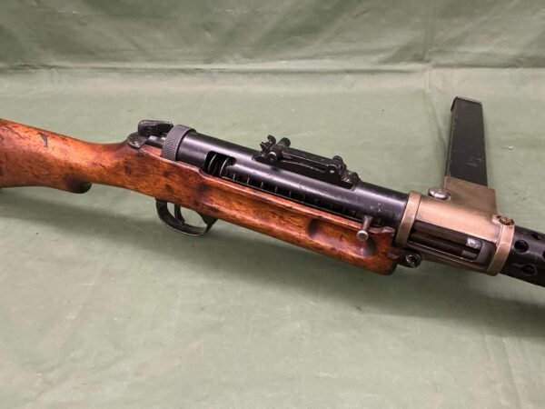 DEACTIVATED LANCHESTER MK1 SMG (4616) - Image 3
