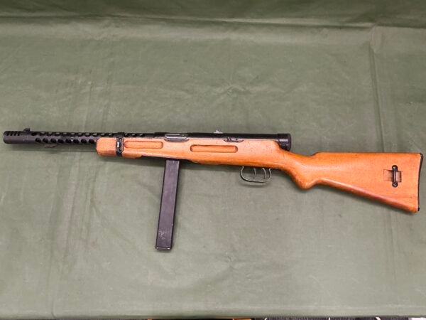 DEACTIVATED ITALIAN BERETTA M38/44 SMG (4594) - Image 2