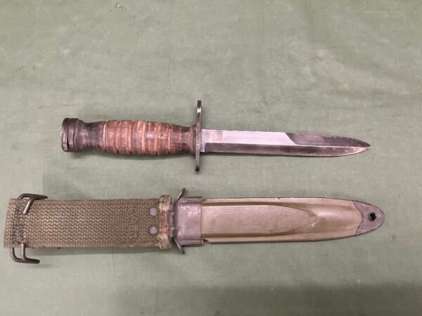 AMERICAN M4 BAYONET BY CAMILLUS (B2381) - Image 2