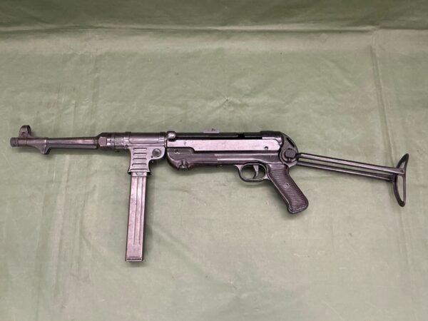 DEACTIVATED WW2 GERMAN MP40 (4711) - Image 2