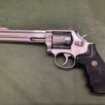 DEACTIVATED SMITH AND WESSON MODEL 686 (D31)
