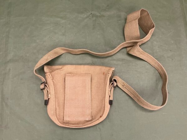 WW2 AMERICAN THOMPSON DRUM MAG POUCH (P584) - Image 2