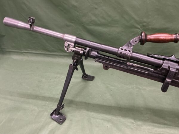 DEACTIVATED 1939 DOVETAIL BREN (4713) - Image 5