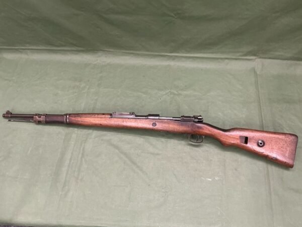 DEACTIVATED WW2 GERMAN K98 RIFLE (4424) - Image 2