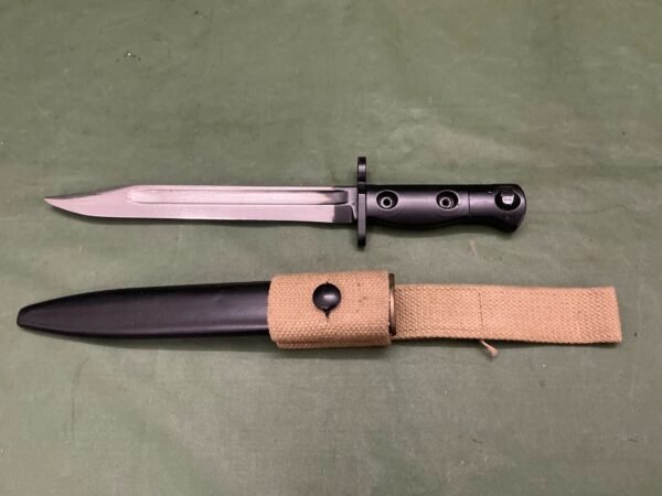 BRITISH SLR BAYONET (B2555)
