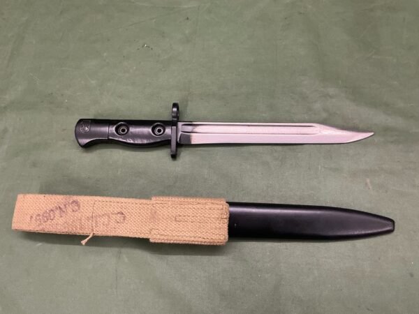BRITISH SLR BAYONET (B2555) - Image 2