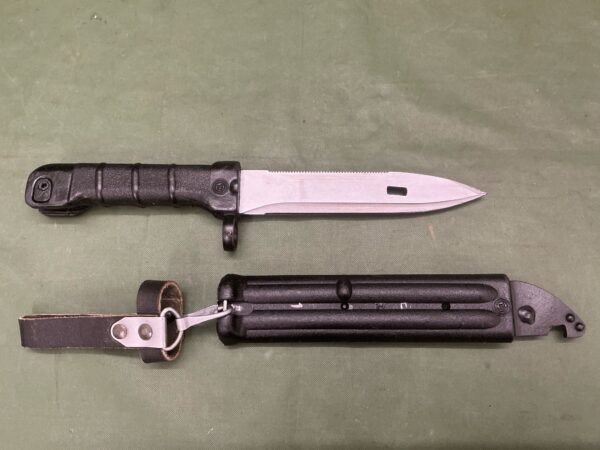 BULGARIAN AK74 BAYONET (B2813) - Image 2