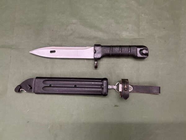 BULGARIAN AK74 BAYONET (B2813)