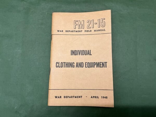 WW2 AMERICAN FIELD MANUAL CLOTHING (WSB4)