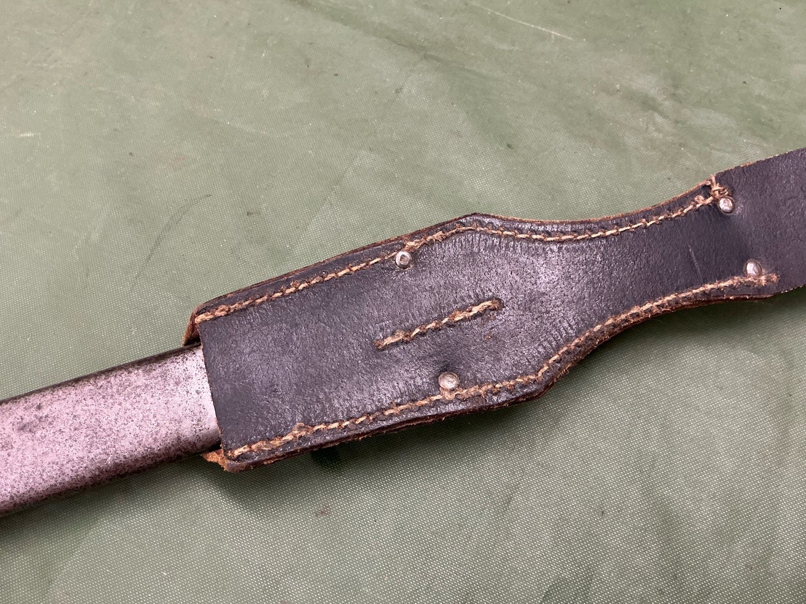 WW2 GERMAN K98 MAUSER BAYONET AND FROG (B2288) - Image 3