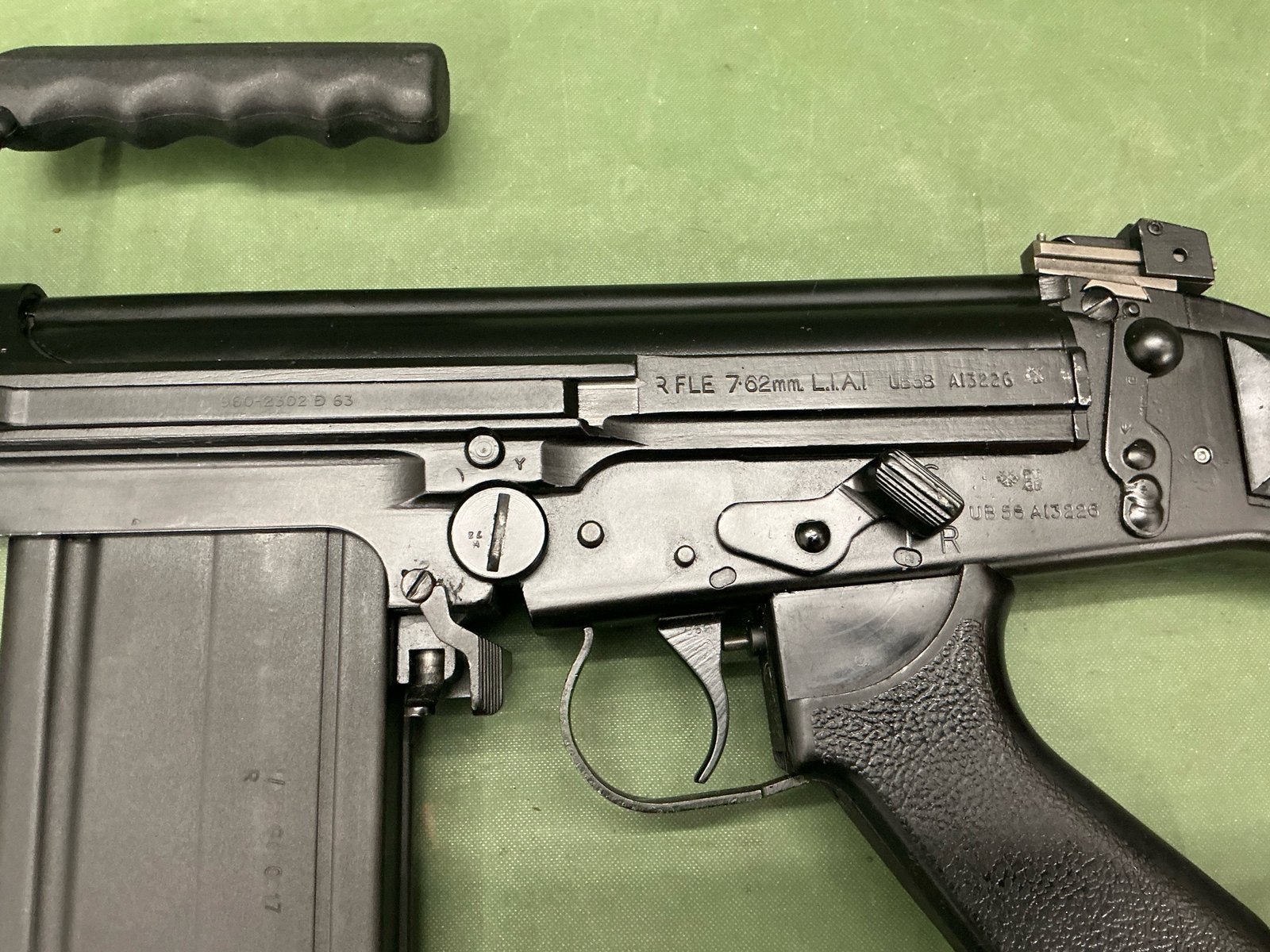 DEACTIVATED BRITISH L1A1 SLR RIFLE (4751) - Image 3