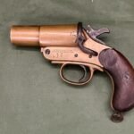 DEACTIVATED WW1 BRITISH FLARE PISTOL (4765)
