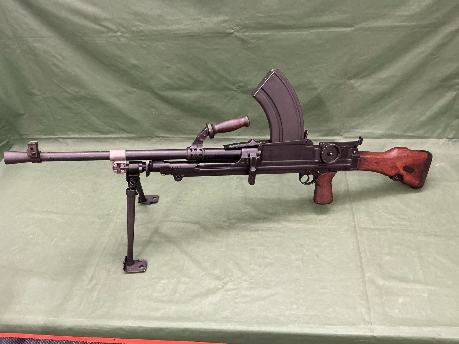 DEACTIVATED BREN MK1 1943 MATCHING NUMBERS (DM7)