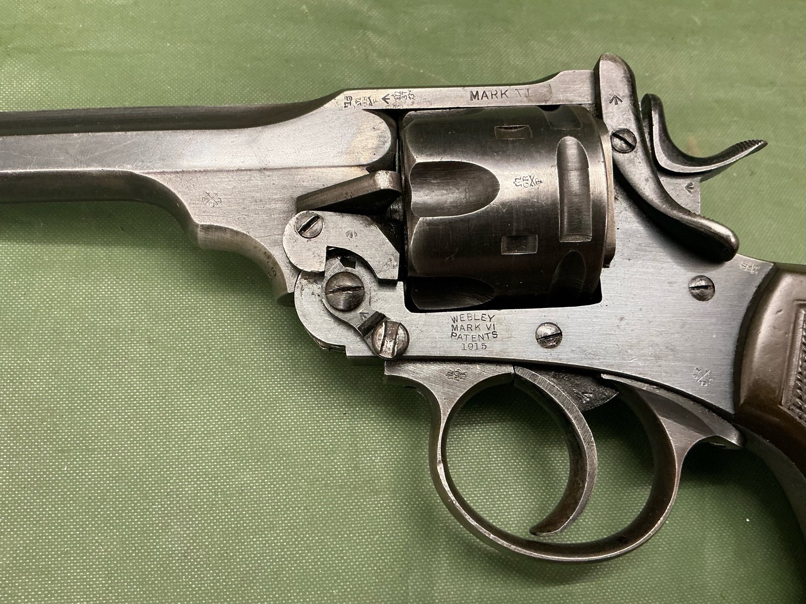 DEACTIVATED WW1 WEBLEY MK6 REVOLVER ATTRIBUTED (3469) - Image 3
