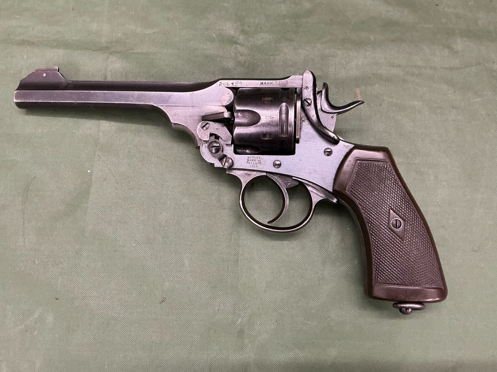DEACTIVATED WW1 WEBLEY MK6 REVOLVER ATTRIBUTED (3469) - Image 2