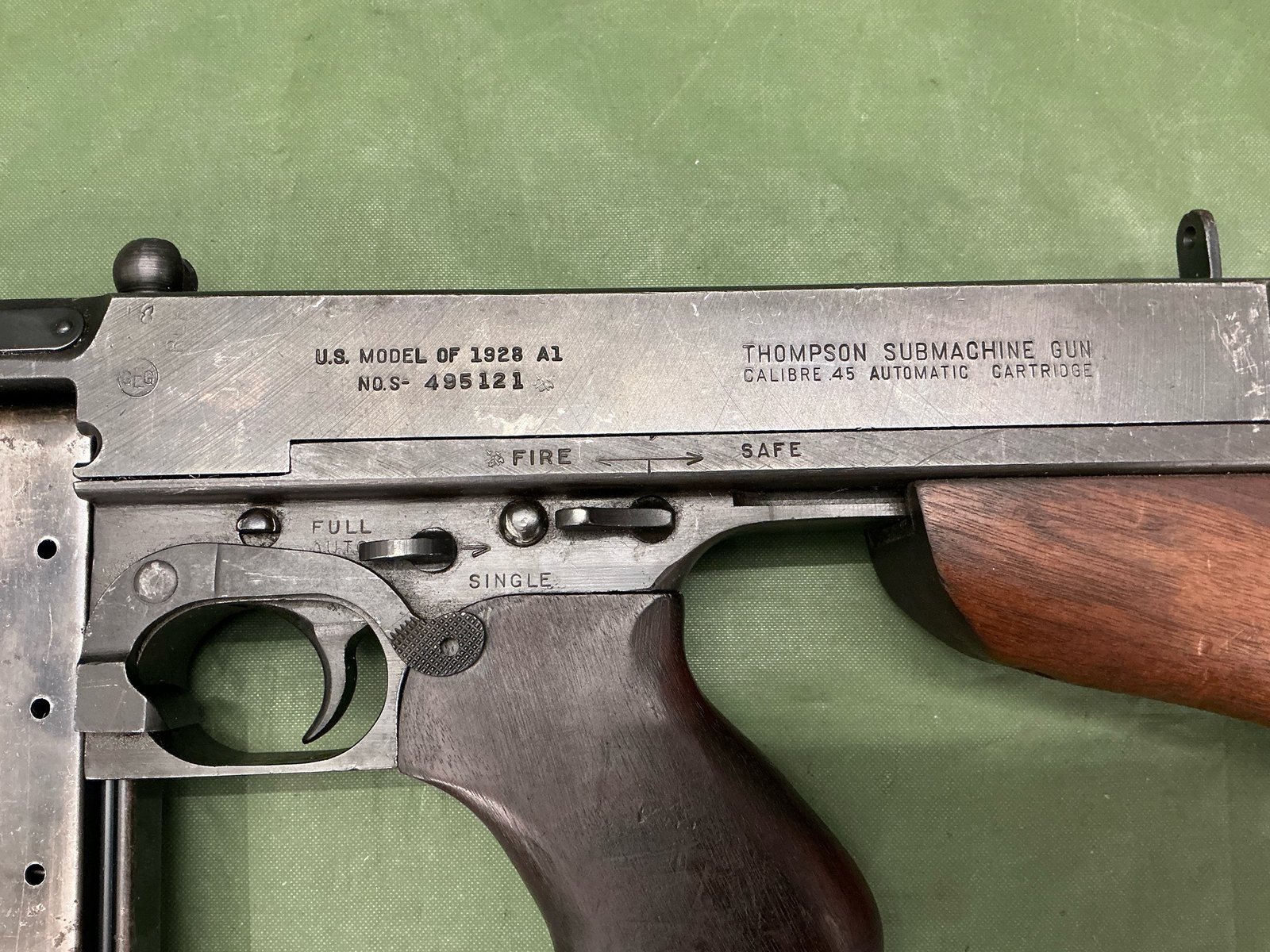 DEACTIVATED WW2 1928 THOMPSON (DM57) - Image 3