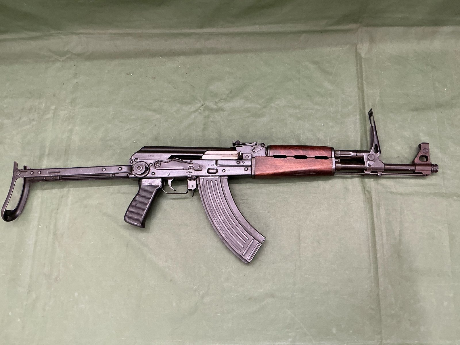 DEACTIVATED YUGO M70 ASSAULT RIFLE (DR108)