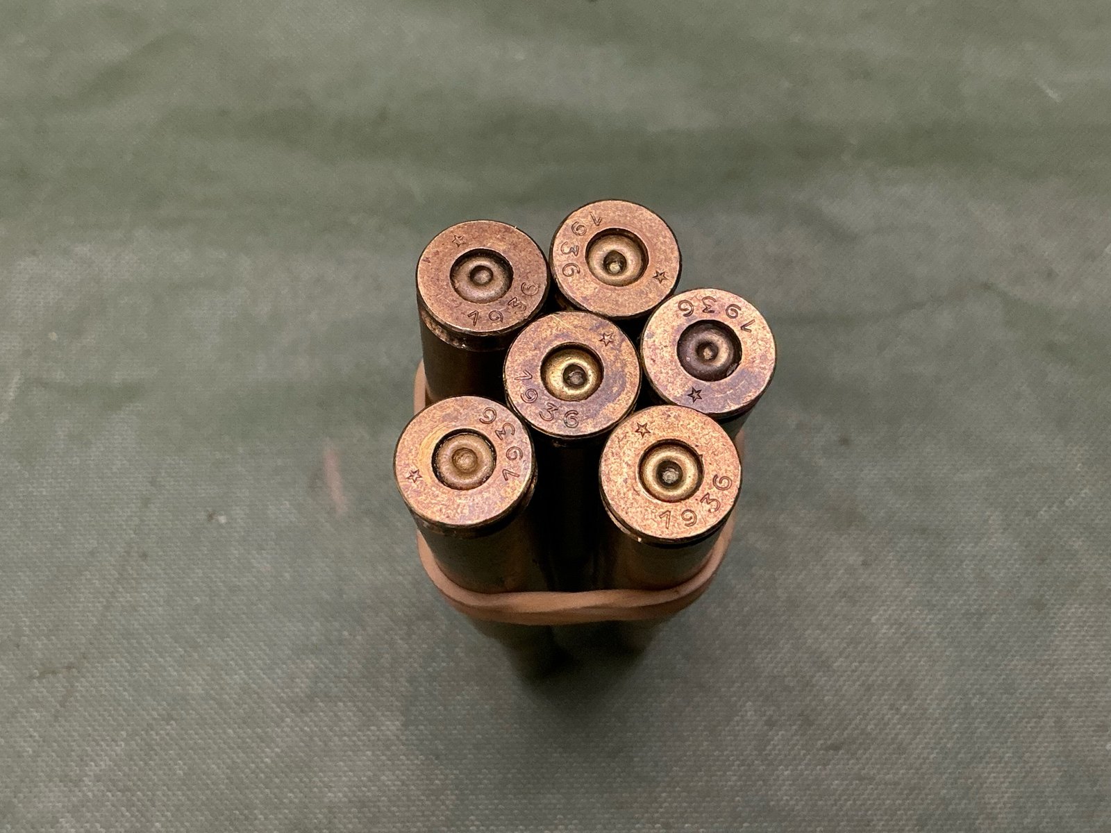 INERT ITALIAN 1936 ROUNDS ON CLIP (B47) - Image 2