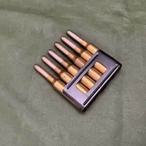 INERT ITALIAN 1936 ROUNDS ON CLIP (B47)