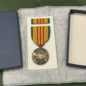 1969 VIETNAM SERVICE MEDAL (E131)