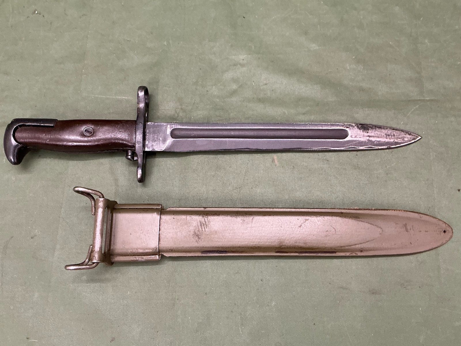 WW2 M1 GARAND BAYONET PAL (B3108) - Image 2