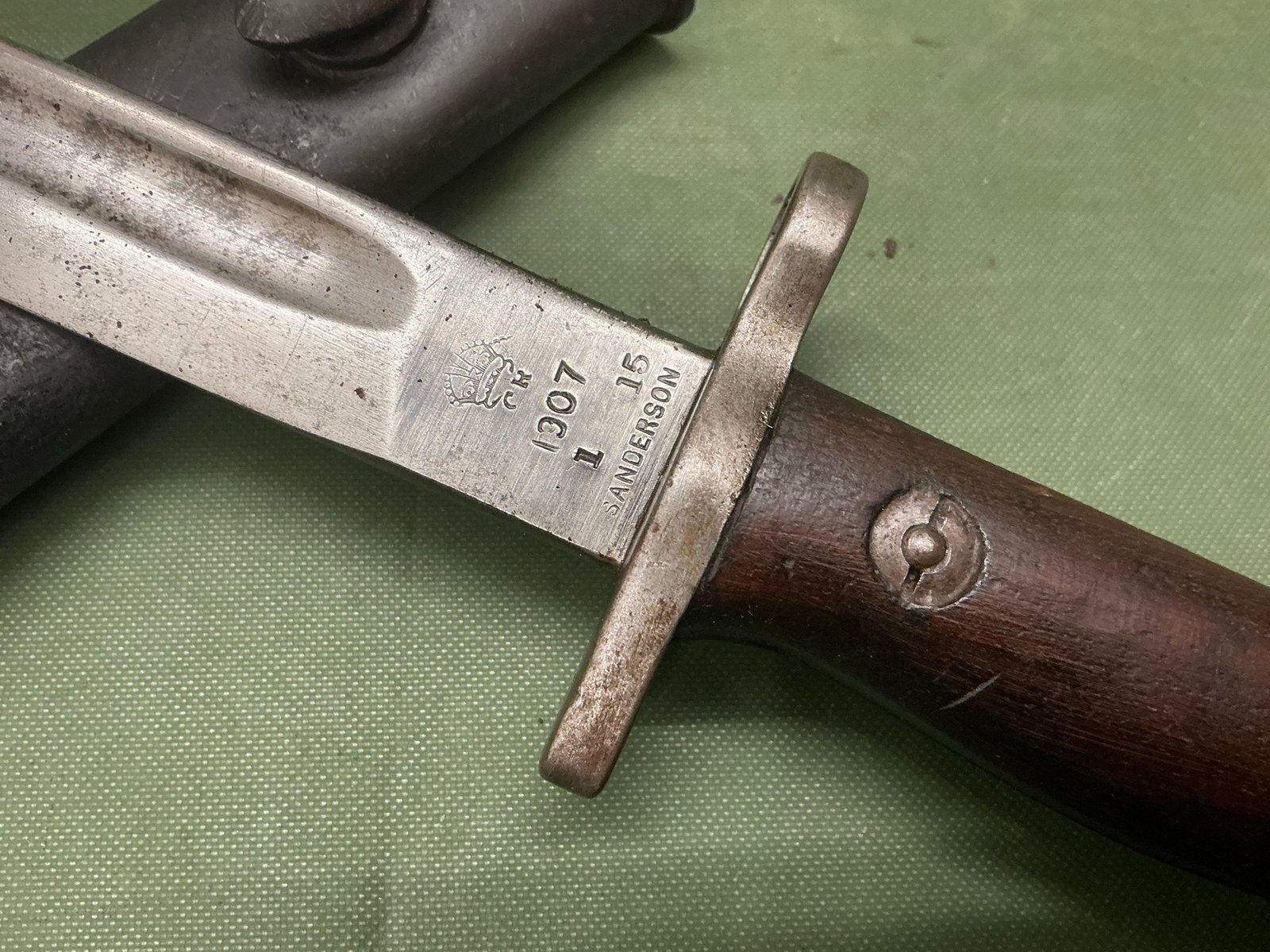 SMLE BAYONET REGIMENTALLY MARKED 6YLI - Image 3