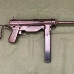 DEACTIVATED WW2 AMERICAN M3 GREASE GUN (DM54)